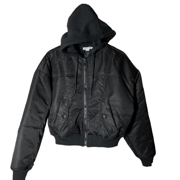 Good American Jackets & Blazers - GOOD AMERICAN Hooded Cropped Puffer Jacket Black Size 1 / 2 Small Medium